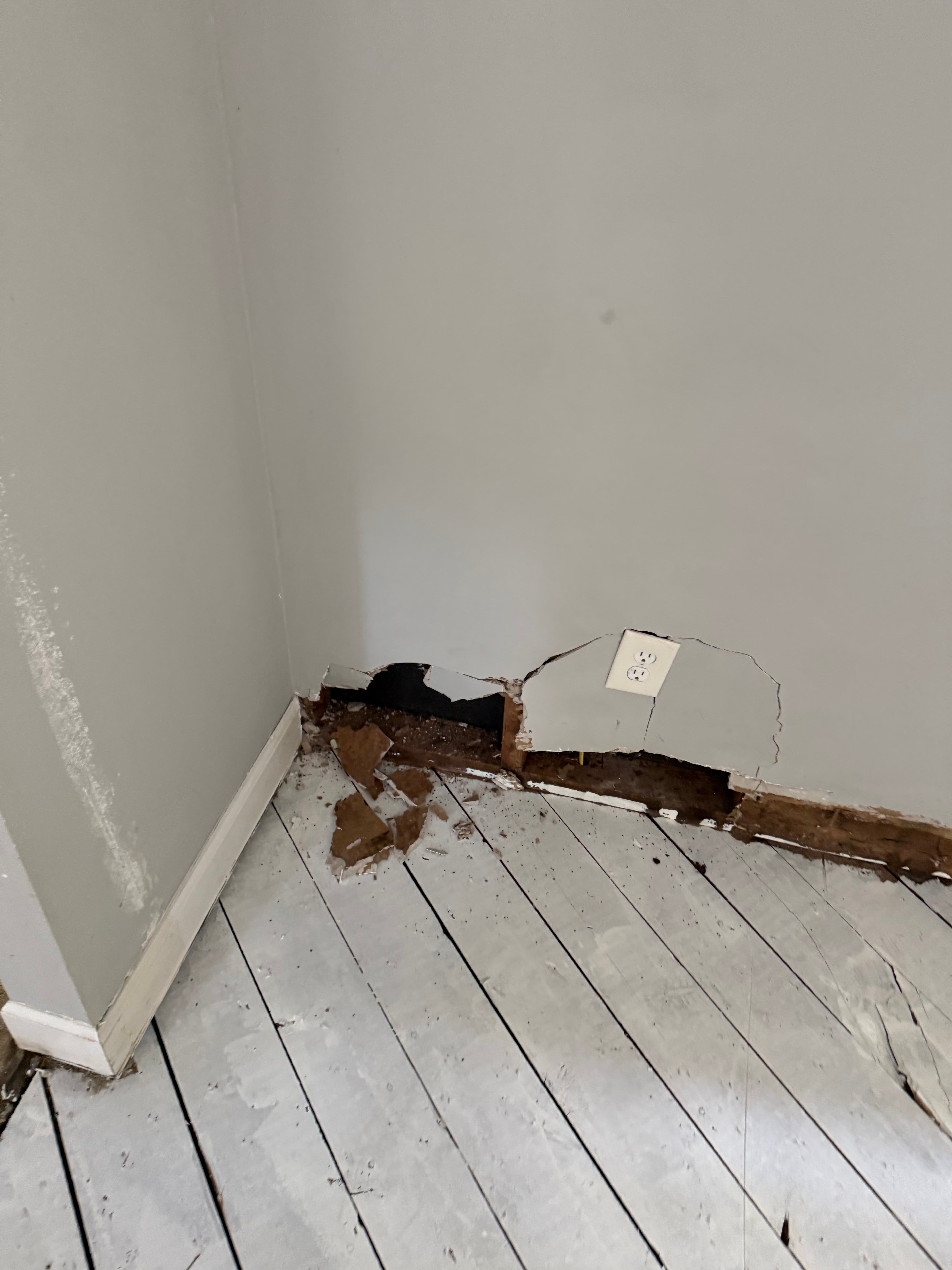Blown-out wall and ceiling joint compound from the gas water heater explosion
